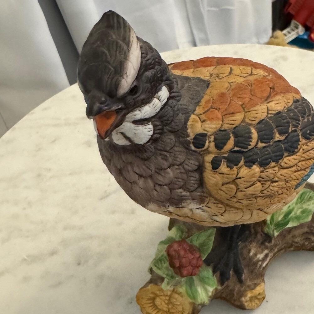 Norcrest Ceramic Quail Bird Figurine on Log with Berries Hand‎ Painted Taiwan - Picture 6 of 8